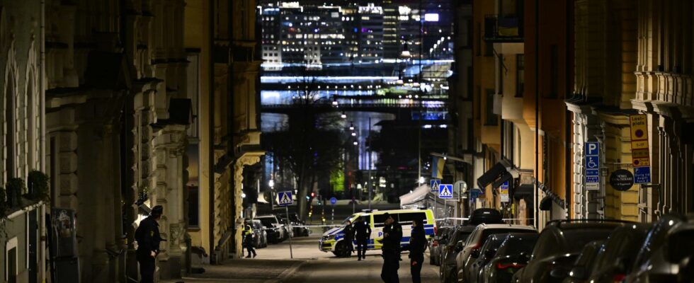 Detonation in central Stockholm Man Gripen