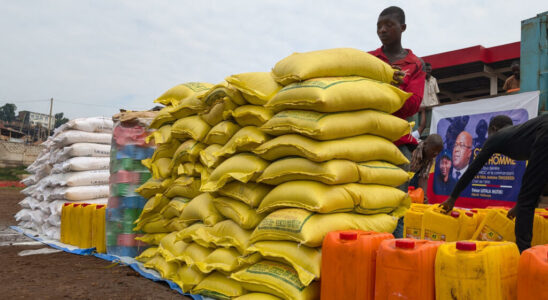 East of the DRC in Bukavu the inhabitants make food