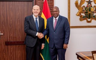 Eni Descalzi meets President Ghana