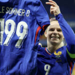 Football Eugenie Le Sommer in legend