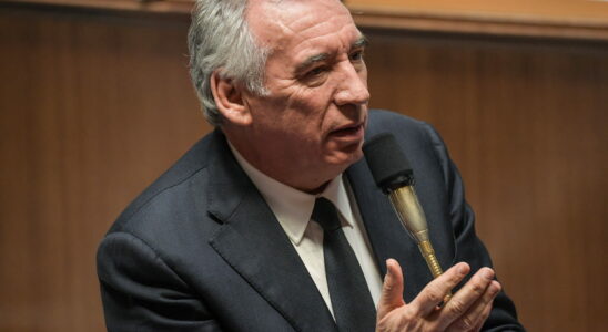 Guigou was informed Bayrou also accused Royal