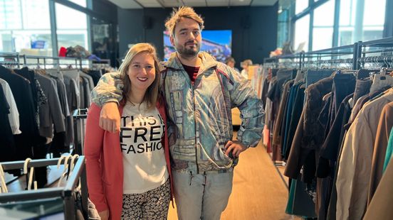 In this store all clothing is free Yes it is