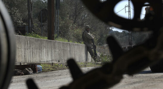 Israeli raids on two sites in southern Lebanon