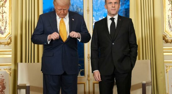 Macron Stand up towards Putin