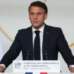 Macron is looking for an influence desperately politics the