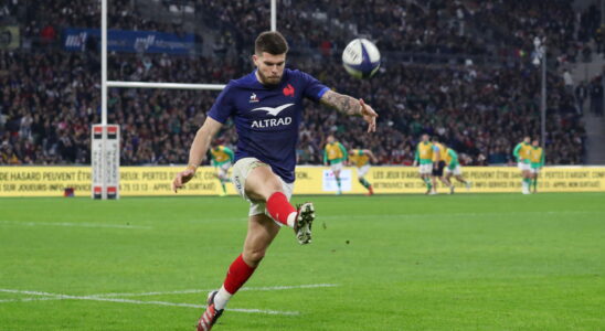 Matthieu Jalibert was dismissed from the XV of France after