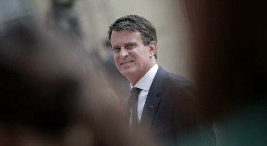 New Caledonia Manuel Valls heckled at the start of his