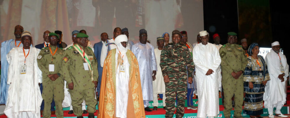 Niger end of national meetings for the countrys refoundation