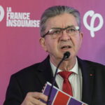 PS LFI Jean Luc Melenchon wants to turn the page on a