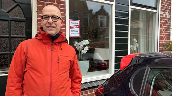 Residents Zeist en masse against paid parking in the district