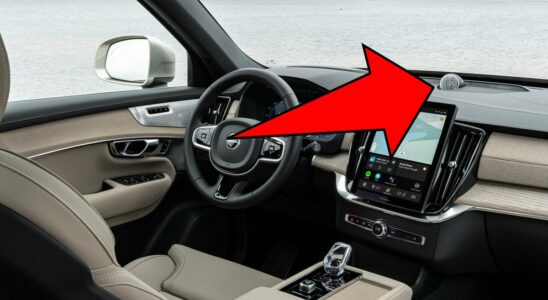 Scams at Volvo Fake sound system in Chinese cars