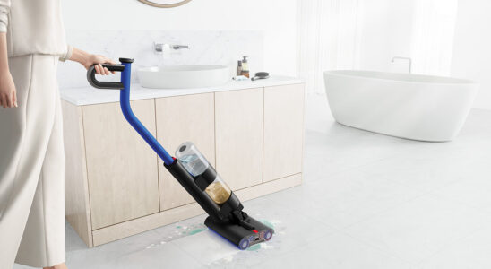 Smart wet cleaning on hard ground Dyson Washg1