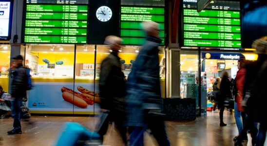 Stopping in train traffic after electrical errors in Gothenburg