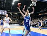 Susijengi put the Olympic medalist in tight but finally bent