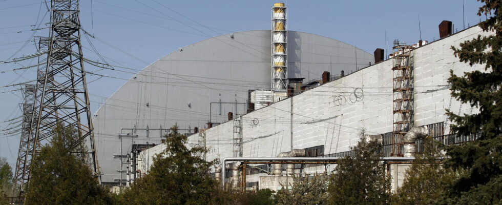 The Chernobyl nuclear power plant attacked by Russia risks of