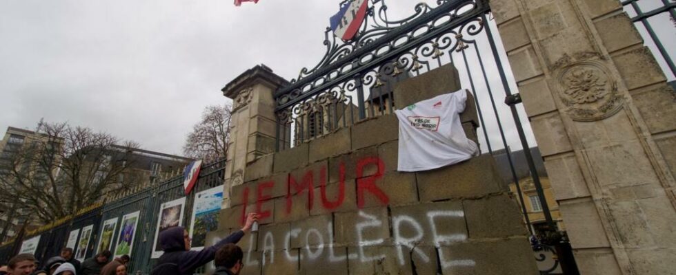 The French office of biodiversity in the eye of the