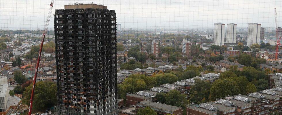 The high rise building is to be demolished seven