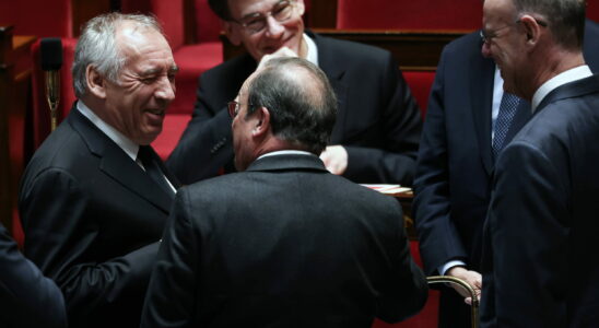 These SMS exchanged between Bayrou and Hollande the brand of