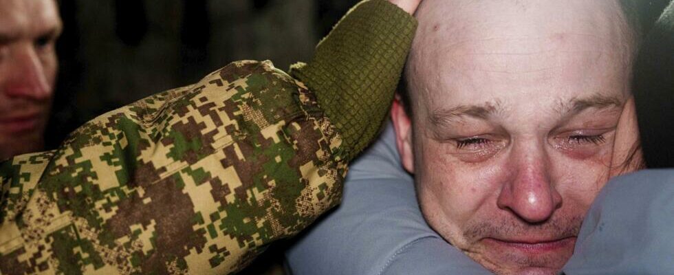 Ukrainian prisoners of war a return to the country that