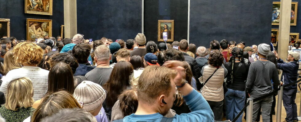 When will we have to pay to see the Mona