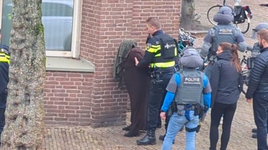 Wife suspected of threat police station Utrecht for 60 days