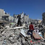 10 dead and dozens of injured in new Israeli strikes