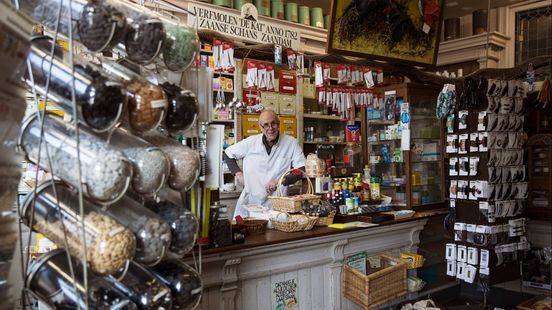 174 year old drugstore on the Neude may not just