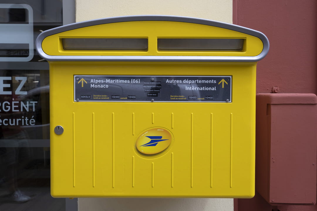 1741968811 345 The yellow mailboxes of La Poste are disappearing here is