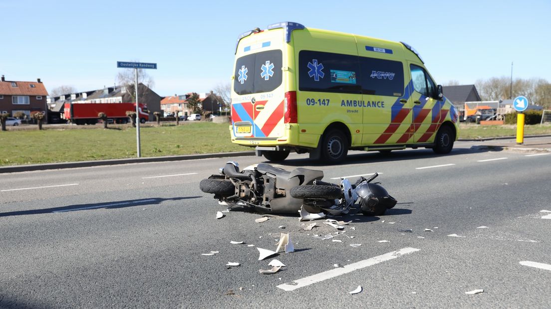 1742263595 540 112 news scooter rider injured after collision with car