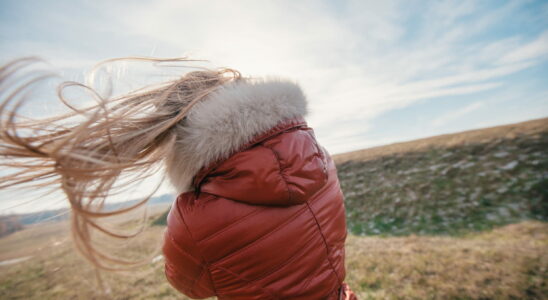 After a spring day a drop in lasting temperatures begins