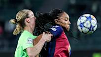 Barcelona with a crushing victory towards the womens championship semi