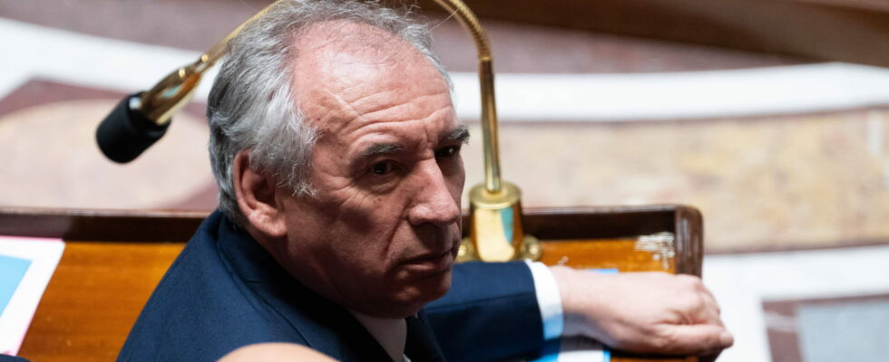 Bayrou pushed to resign These deputies who pass for idiots