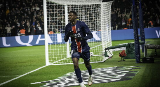 DIRECT PSG OM Dembele walks on the classic and