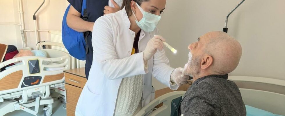 Dental screening was made to residents of nursing home