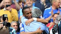 Didier drogba defends Jose Mourinho in the midst of racism