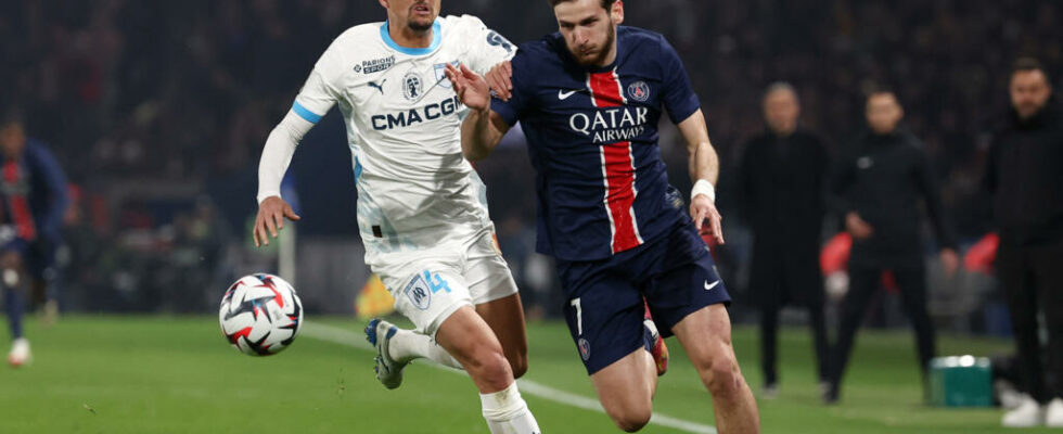 Football PSG dominates Marseille at the Parc des Princes and