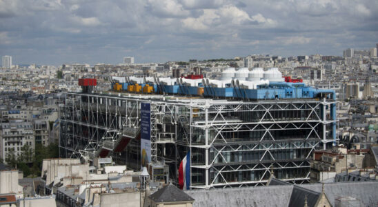 France the Georges Pompidou Center closes its doors for five years