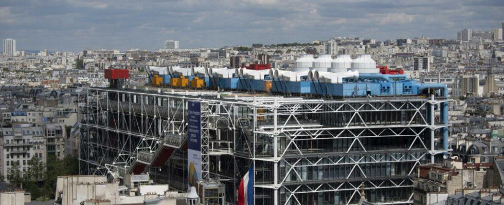 France the Georges Pompidou Center closes its doors for five years