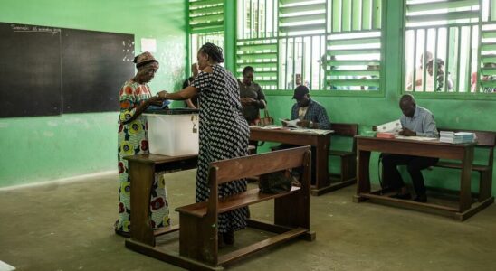 Gabon four candidates selected for the presidential election of April