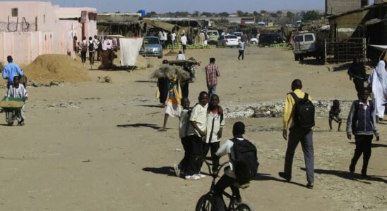 In Sudan hundreds of thousands of displaced in absolute humanitarian