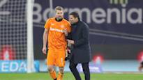 Lukas Hradecky was disappointed with a bench in the top