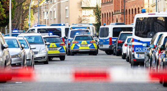 New attack in Germany A car rushes into the crowd