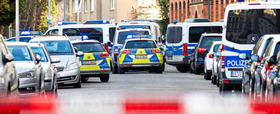 New attack in Germany A car rushes into the crowd