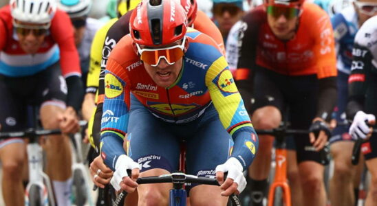 Paris Nice 2025 Pedersen wins a 6th stage marked