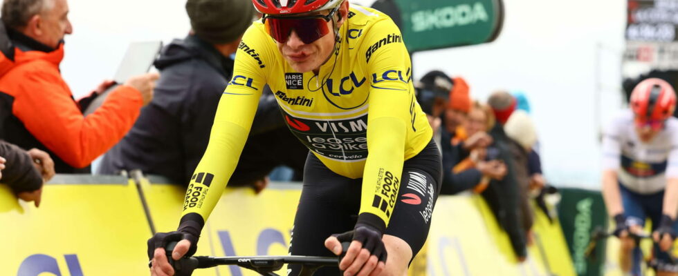 Paris Nice 2025 Vingegaard abandons a sprint expected on