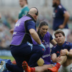 Rugby Antoine Dupont victim of a knee injury gives an