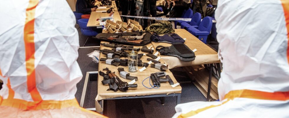 Survey on the trivialization of arms trafficking in France