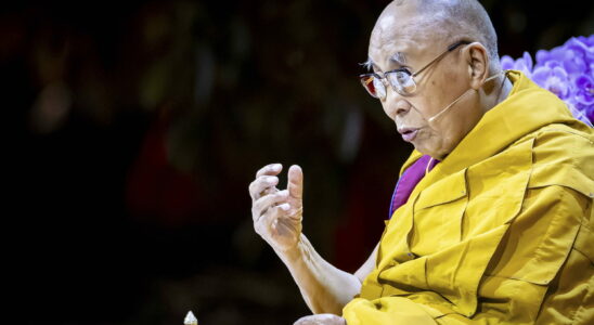 The Dalai Lama indicates where its reincarnation will come from