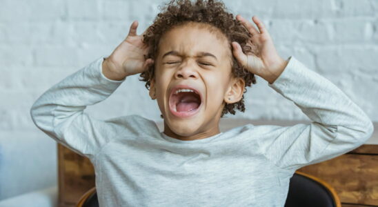 This 6 words sentence immediately soothes conflicts with your child